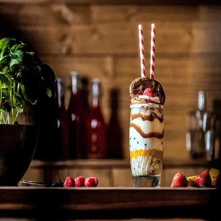 Отель Valsana - Small Luxury 4*