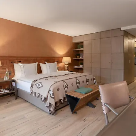 Отель Valsana - Small Luxury