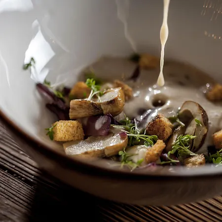 Valsana - Small Luxury