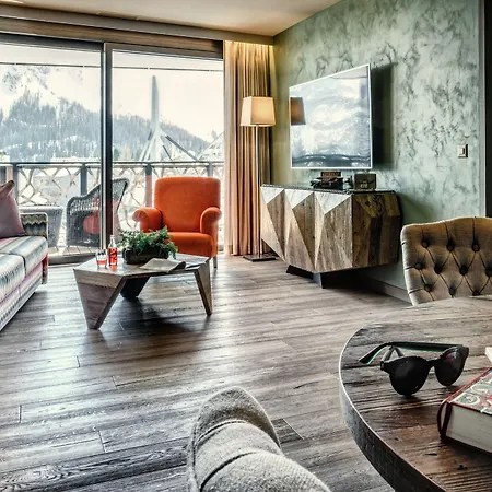 Ξενοδοχείο Valsana - Small Luxury