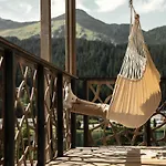 Otel Valsana - Small Luxury Of The World